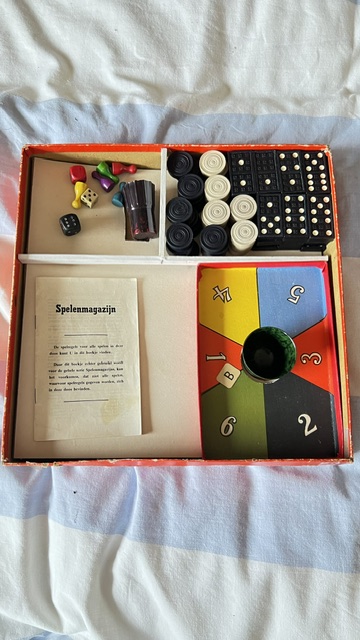 Jeux réunis — coffret rouge – Image 2