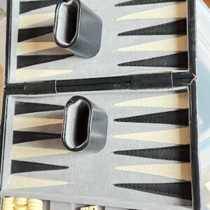 Backgammon de voyage — valisette