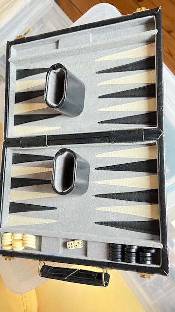 Backgammon de voyage — valisette